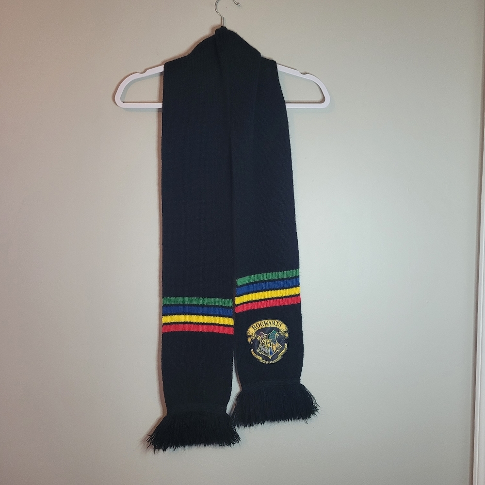 Harry Potter Black Hogwarts Scarf